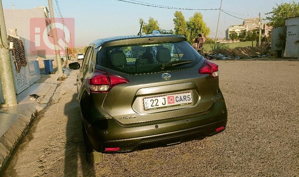 نیسان کیکس